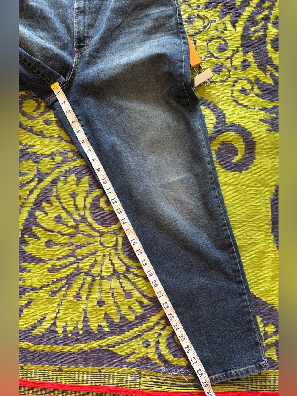 LEVI'S High Waisted Mom Jeans Size 32 In Medium Indigo Worn In - Blue - Picture 12 of 12